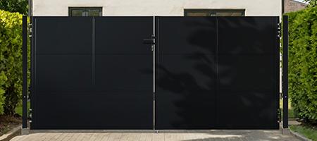 Poartă batantă oțel