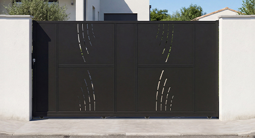 Poartă culisantă din oțel